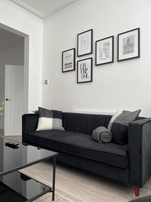 Beautiful Anfield Family Home Liverpool Exterior photo